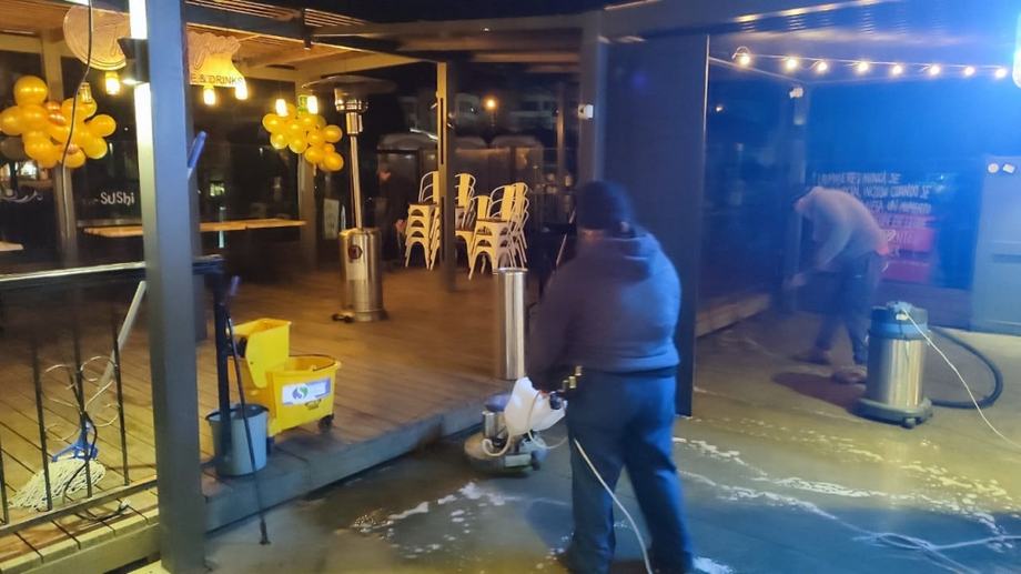 Trabajo realizado por Santander Limpieza 9